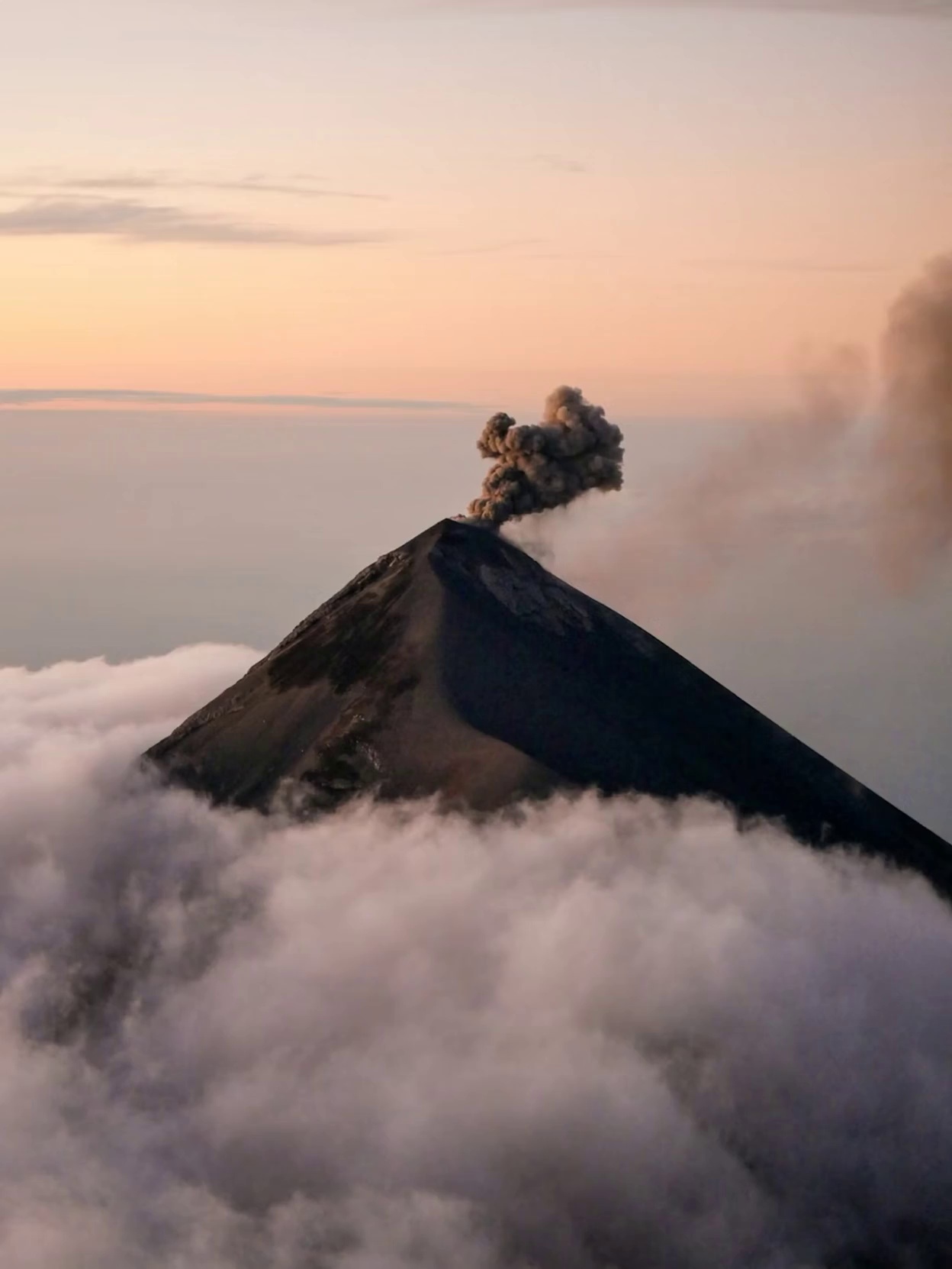 Volcano awakening — source first frame